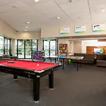 Campus Summer Stays - Wellesley Apartments